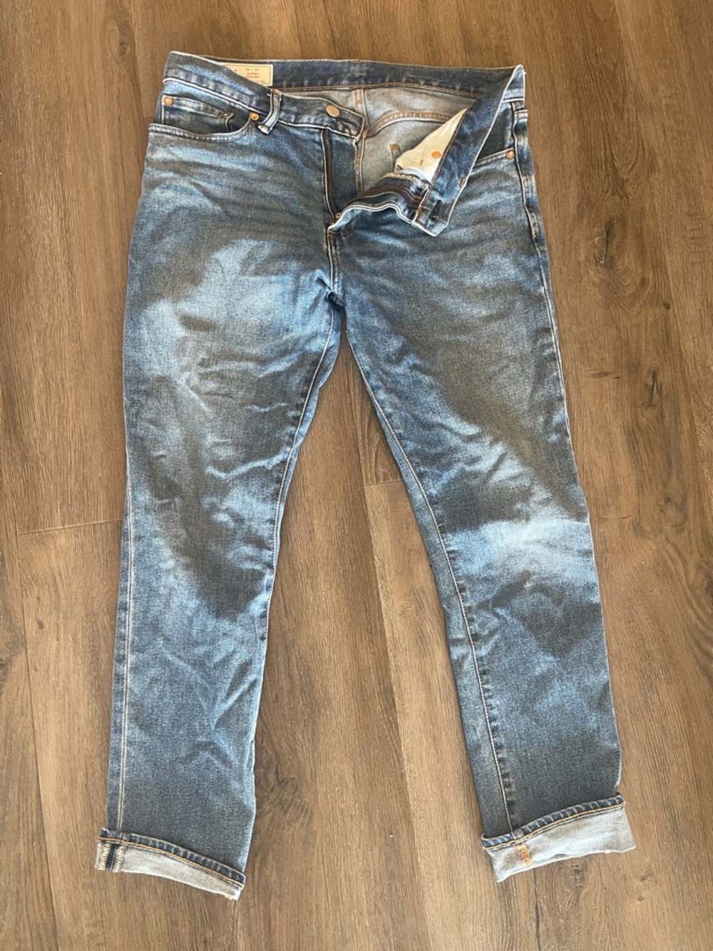 GAP Men's Washed Blue Slim Straight Jeans